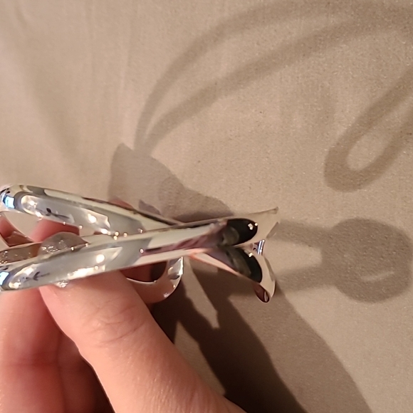 Twisted sterling silver cuff bracelet - Picture 7 of 7